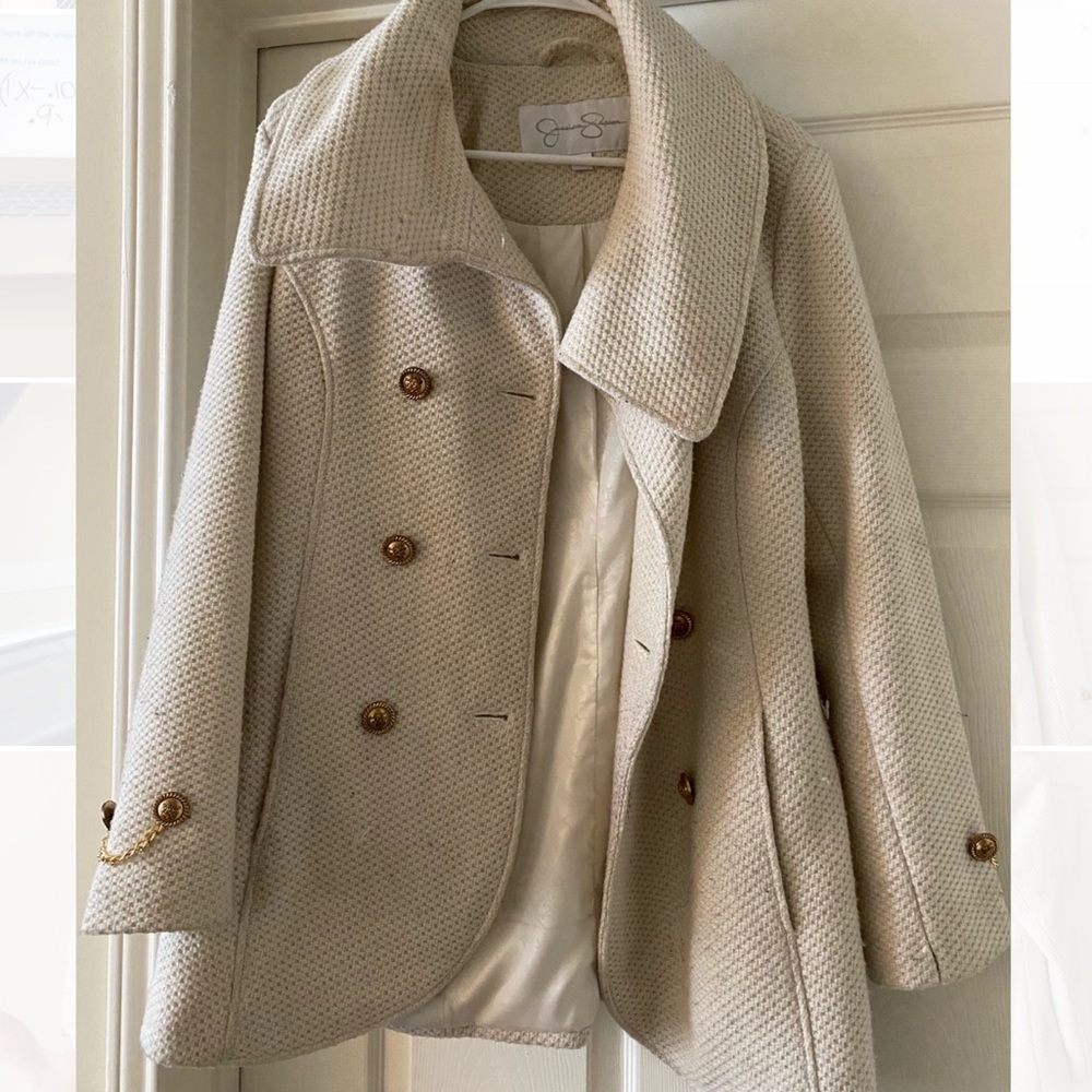 Jessica Simpson winter jacket. Size M